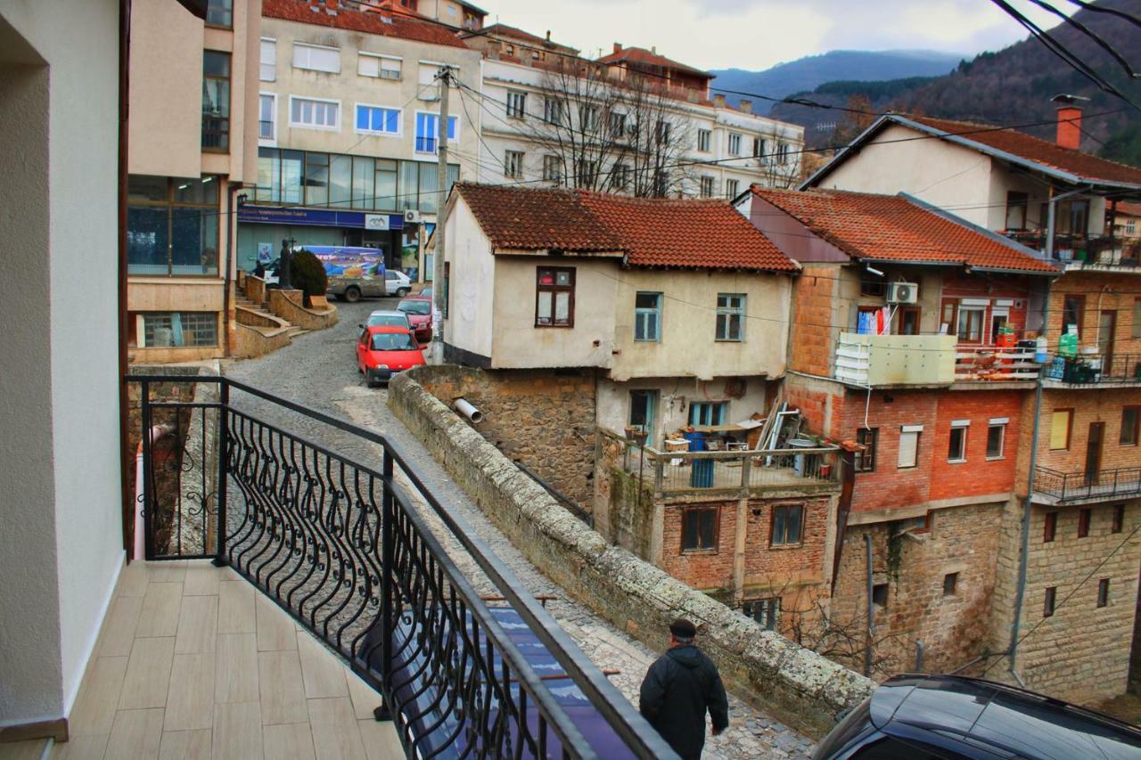 Bridge Apartment Kratovo エクステリア 写真